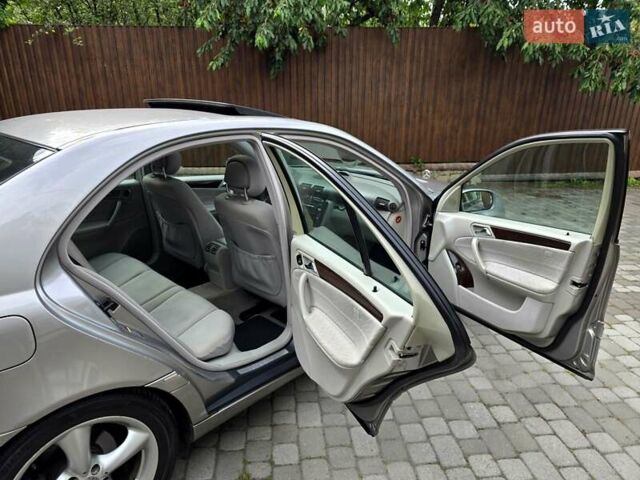 Серый Мерседес Ц-Класс, объемом двигателя 1.8 л и пробегом 176 тыс. км за 7500 $, фото 119 на Automoto.ua