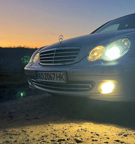 Сірий Мерседес Ц-Клас, об'ємом двигуна 1.8 л та пробігом 215 тис. км за 5000 $, фото 5 на Automoto.ua