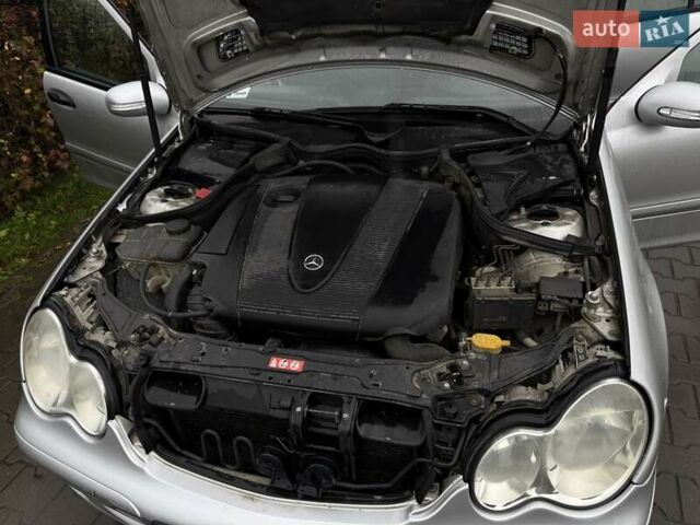 Сірий Мерседес Ц-Клас, об'ємом двигуна 2.15 л та пробігом 420 тис. км за 6000 $, фото 18 на Automoto.ua