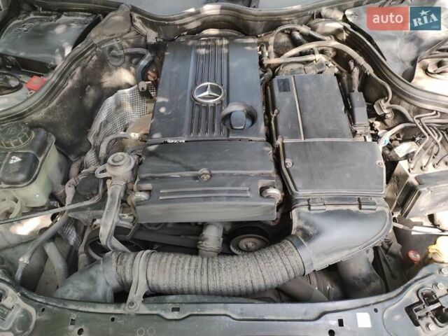 Серый Мерседес Ц-Класс, объемом двигателя 2 л и пробегом 250 тыс. км за 8400 $, фото 20 на Automoto.ua