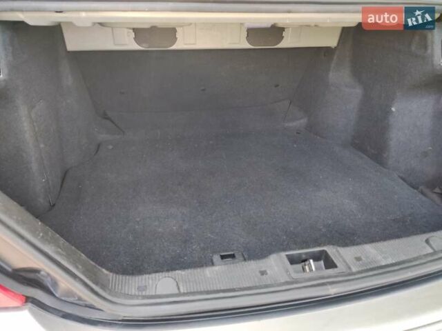 Серый Мерседес Ц-Класс, объемом двигателя 2 л и пробегом 250 тыс. км за 8400 $, фото 19 на Automoto.ua