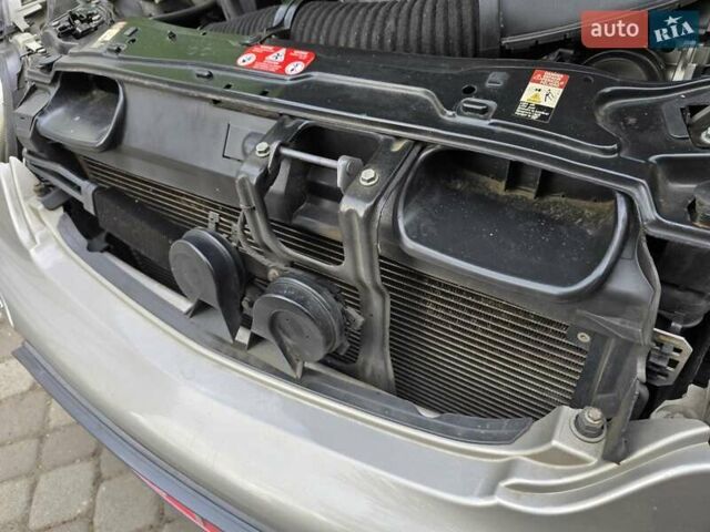 Серый Мерседес Ц-Класс, объемом двигателя 1.8 л и пробегом 176 тыс. км за 7500 $, фото 198 на Automoto.ua