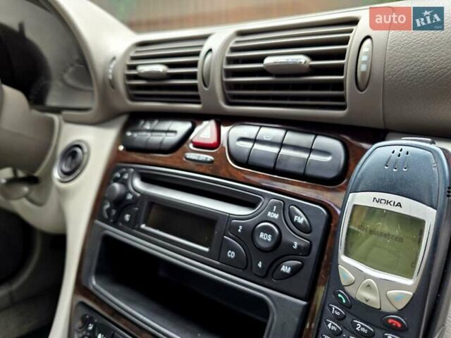Серый Мерседес Ц-Класс, объемом двигателя 1.8 л и пробегом 176 тыс. км за 7500 $, фото 86 на Automoto.ua