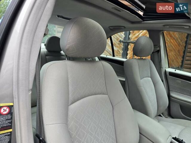 Серый Мерседес Ц-Класс, объемом двигателя 1.8 л и пробегом 176 тыс. км за 7500 $, фото 92 на Automoto.ua