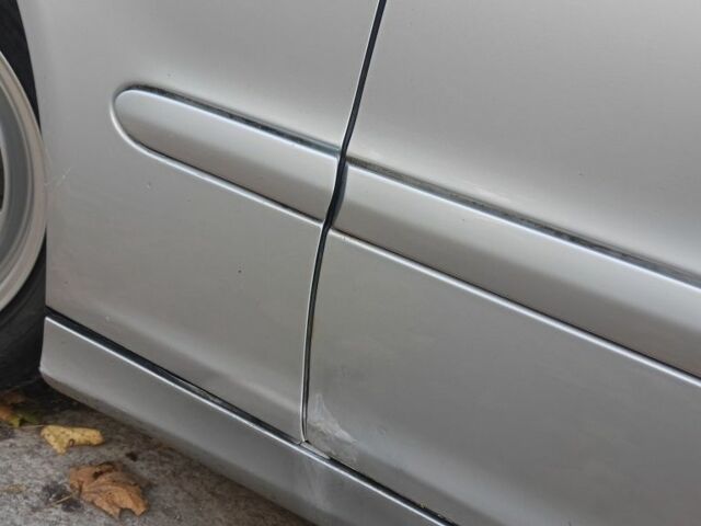 Сірий Мерседес Ц-Клас, об'ємом двигуна 1.8 л та пробігом 298 тис. км за 3300 $, фото 13 на Automoto.ua