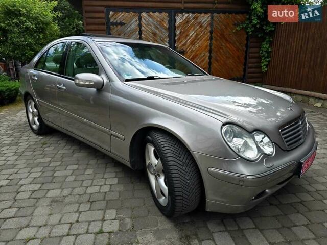 Серый Мерседес Ц-Класс, объемом двигателя 1.8 л и пробегом 176 тыс. км за 7500 $, фото 54 на Automoto.ua