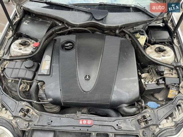 Сірий Мерседес Ц-Клас, об'ємом двигуна 2.2 л та пробігом 245 тис. км за 5550 $, фото 41 на Automoto.ua
