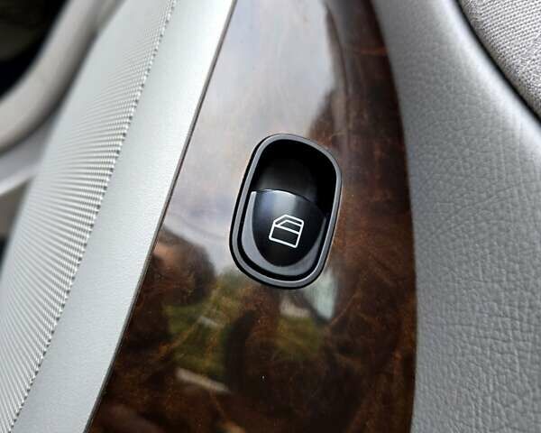 Серый Мерседес Ц-Класс, объемом двигателя 1.8 л и пробегом 176 тыс. км за 7500 $, фото 80 на Automoto.ua