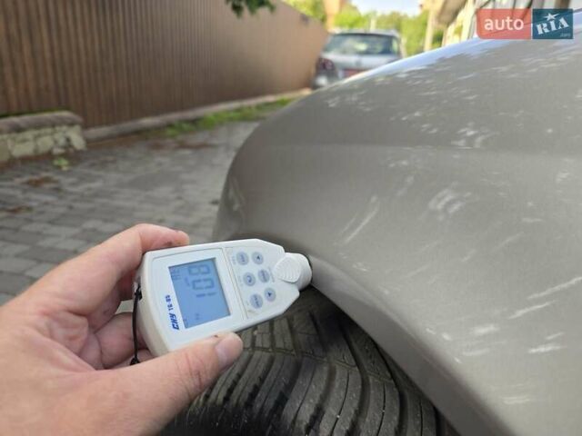 Серый Мерседес Ц-Класс, объемом двигателя 1.8 л и пробегом 176 тыс. км за 7500 $, фото 75 на Automoto.ua