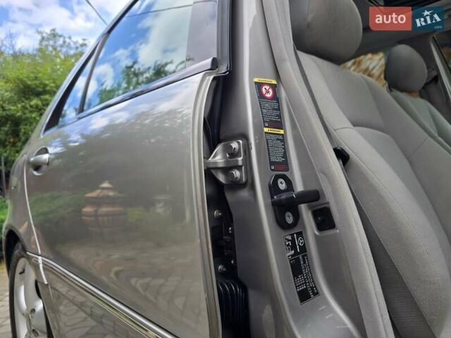 Серый Мерседес Ц-Класс, объемом двигателя 1.8 л и пробегом 176 тыс. км за 7500 $, фото 84 на Automoto.ua