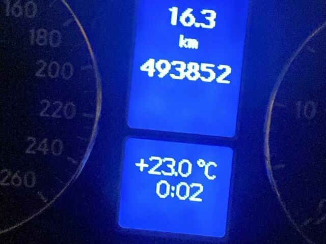 Серый Мерседес Ц-Класс, объемом двигателя 0 л и пробегом 493 тыс. км за 2589 $, фото 11 на Automoto.ua