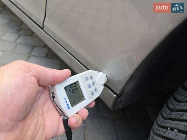 Серый Мерседес Ц-Класс, объемом двигателя 1.8 л и пробегом 176 тыс. км за 7500 $, фото 59 на Automoto.ua