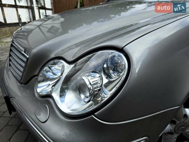 Серый Мерседес Ц-Класс, объемом двигателя 1.8 л и пробегом 176 тыс. км за 7500 $, фото 29 на Automoto.ua