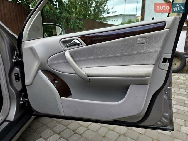 Серый Мерседес Ц-Класс, объемом двигателя 1.8 л и пробегом 176 тыс. км за 7500 $, фото 77 на Automoto.ua