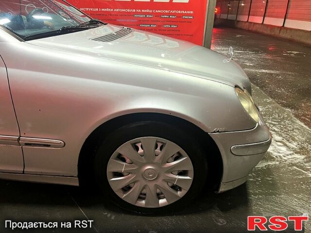 Серый Мерседес Ц-Класс, объемом двигателя 1.8 л и пробегом 330 тыс. км за 3700 $, фото 6 на Automoto.ua