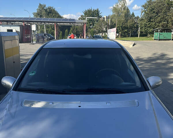 Серый Мерседес Ц-Класс, объемом двигателя 2.15 л и пробегом 284 тыс. км за 6000 $, фото 4 на Automoto.ua