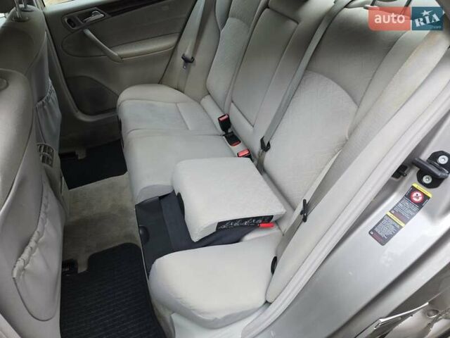 Серый Мерседес Ц-Класс, объемом двигателя 1.8 л и пробегом 176 тыс. км за 7500 $, фото 173 на Automoto.ua