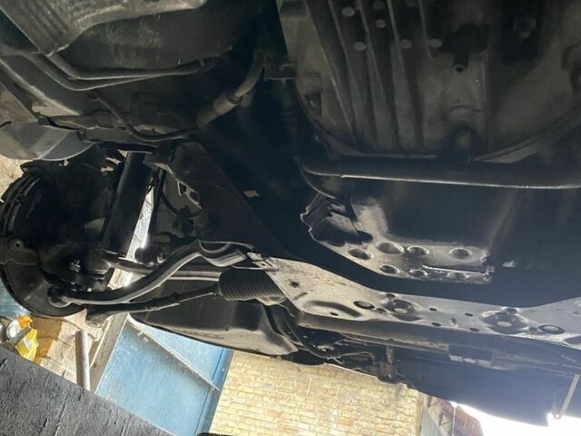 Серый Мерседес Ц-Класс, объемом двигателя 0 л и пробегом 493 тыс. км за 2589 $, фото 15 на Automoto.ua