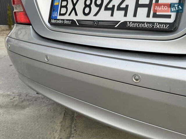Сірий Мерседес Ц-Клас, об'ємом двигуна 2.2 л та пробігом 245 тис. км за 5550 $, фото 14 на Automoto.ua