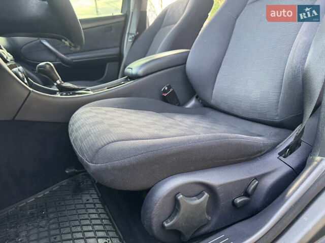 Сірий Мерседес Ц-Клас, об'ємом двигуна 2.2 л та пробігом 245 тис. км за 5550 $, фото 25 на Automoto.ua