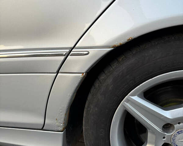 Серый Мерседес Ц-Класс, объемом двигателя 2.2 л и пробегом 287 тыс. км за 7500 $, фото 23 на Automoto.ua