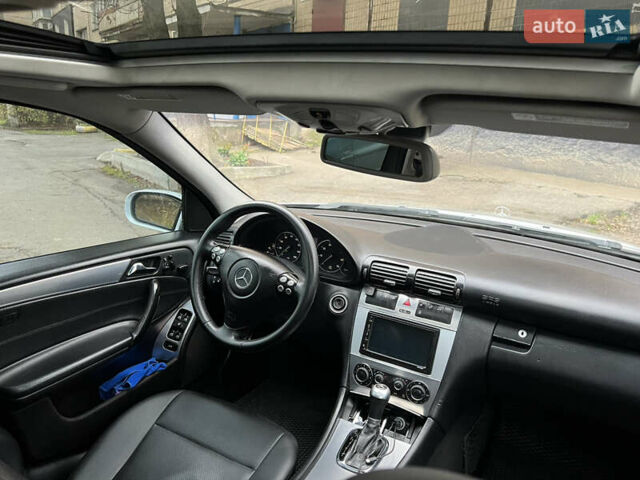 Серый Мерседес Ц-Класс, объемом двигателя 1.8 л и пробегом 263 тыс. км за 7600 $, фото 4 на Automoto.ua