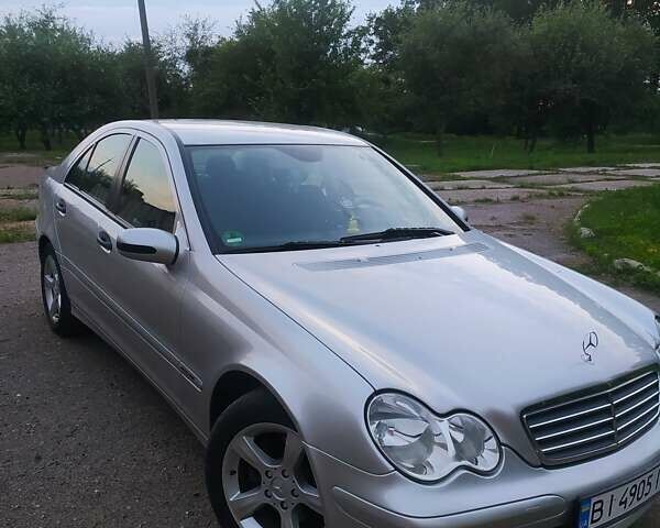 Сірий Мерседес Ц-Клас, об'ємом двигуна 1.8 л та пробігом 232 тис. км за 6800 $, фото 24 на Automoto.ua