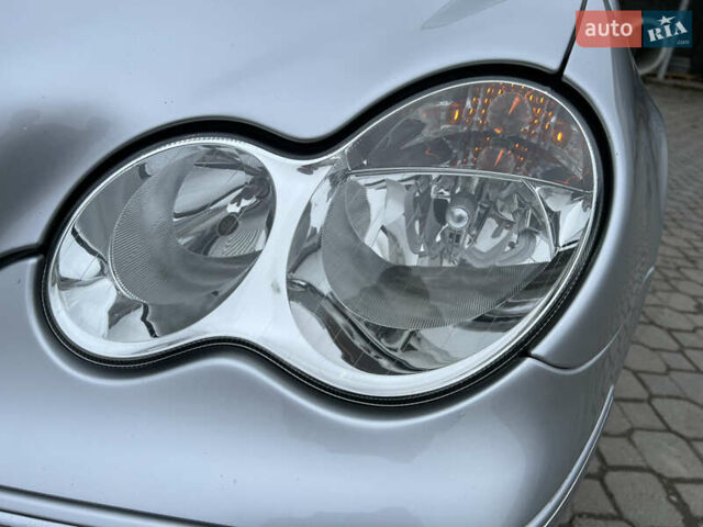 Сірий Мерседес Ц-Клас, об'ємом двигуна 1.8 л та пробігом 162 тис. км за 7299 $, фото 71 на Automoto.ua