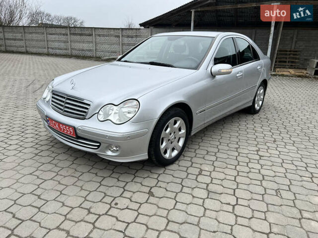 Сірий Мерседес Ц-Клас, об'ємом двигуна 1.8 л та пробігом 162 тис. км за 7299 $, фото 5 на Automoto.ua