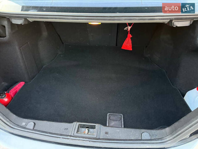 Серый Мерседес Ц-Класс, объемом двигателя 2.2 л и пробегом 287 тыс. км за 7500 $, фото 20 на Automoto.ua