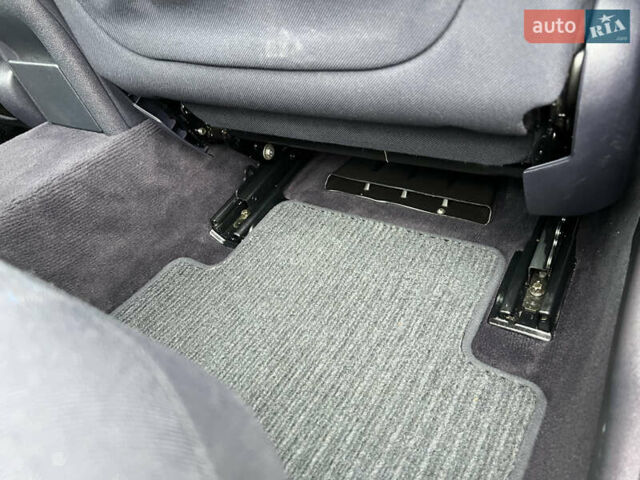 Сірий Мерседес Ц-Клас, об'ємом двигуна 1.8 л та пробігом 162 тис. км за 7299 $, фото 48 на Automoto.ua