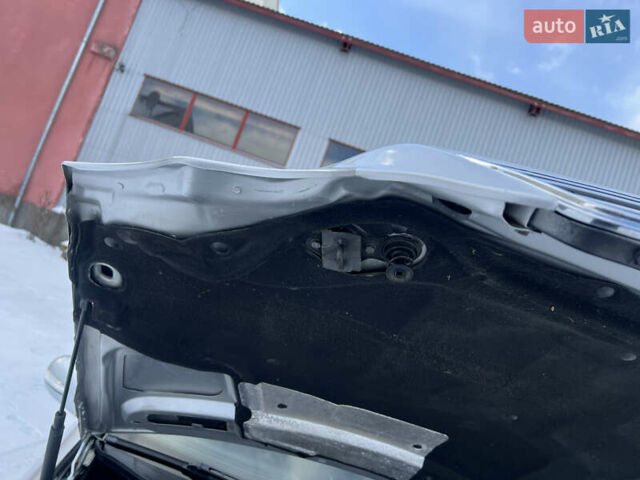 Серый Мерседес Ц-Класс, объемом двигателя 1.8 л и пробегом 162 тыс. км за 6850 $, фото 80 на Automoto.ua