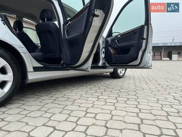 Сірий Мерседес Ц-Клас, об'ємом двигуна 1.8 л та пробігом 162 тис. км за 7299 $, фото 31 на Automoto.ua