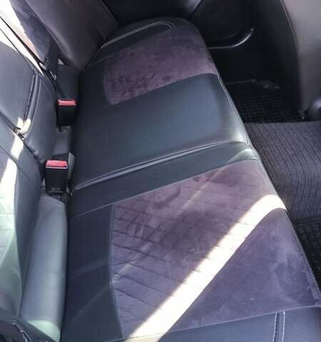 Серый Мерседес Ц-Класс, объемом двигателя 1.8 л и пробегом 300 тыс. км за 7200 $, фото 7 на Automoto.ua