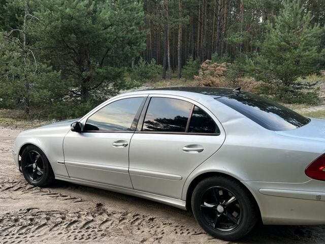 Сірий Мерседес Ц-Клас, об'ємом двигуна 2.7 л та пробігом 380 тис. км за 2900 $, фото 4 на Automoto.ua