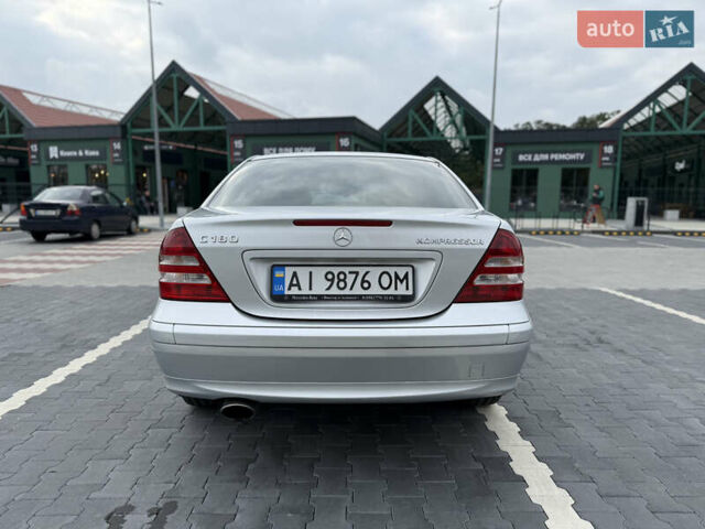 Серый Мерседес Ц-Класс, объемом двигателя 1.8 л и пробегом 212 тыс. км за 7600 $, фото 9 на Automoto.ua