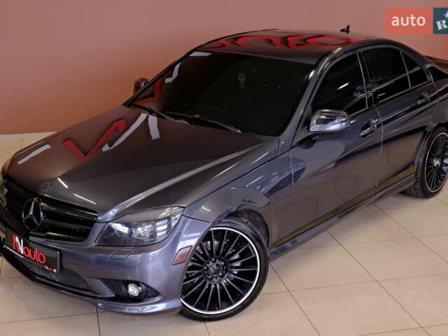 Сірий Мерседес Ц-Клас, об'ємом двигуна 3 л та пробігом 198 тис. км за 8900 $, фото 8 на Automoto.ua