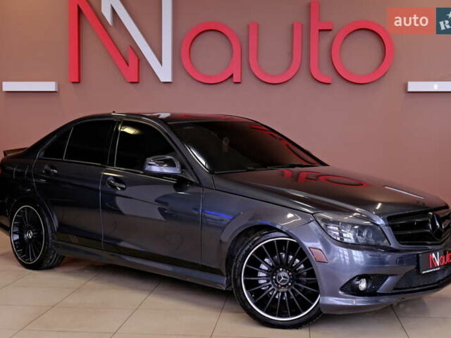 Сірий Мерседес Ц-Клас, об'ємом двигуна 3 л та пробігом 198 тис. км за 8900 $, фото 4 на Automoto.ua