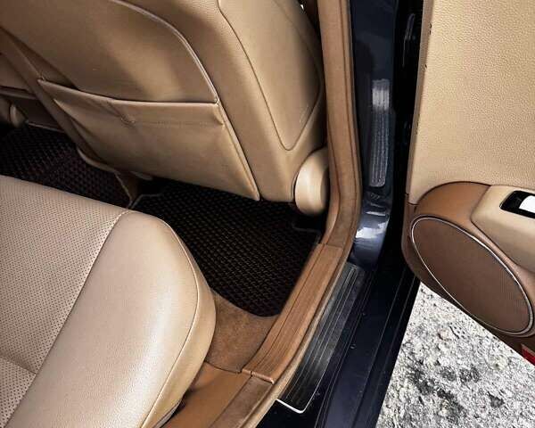 Сірий Мерседес Ц-Клас, об'ємом двигуна 3 л та пробігом 300 тис. км за 11000 $, фото 17 на Automoto.ua