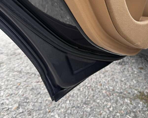 Сірий Мерседес Ц-Клас, об'ємом двигуна 3 л та пробігом 300 тис. км за 11000 $, фото 19 на Automoto.ua