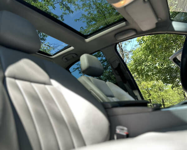 Сірий Мерседес Ц-Клас, об'ємом двигуна 3 л та пробігом 256 тис. км за 9300 $, фото 14 на Automoto.ua