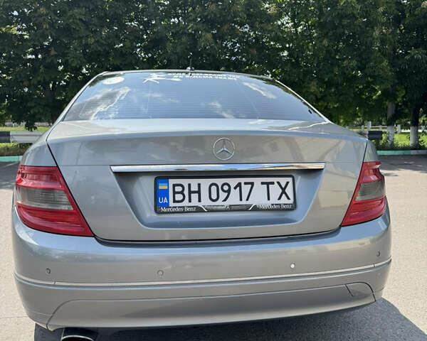 Сірий Мерседес Ц-Клас, об'ємом двигуна 1.8 л та пробігом 277 тис. км за 8600 $, фото 4 на Automoto.ua