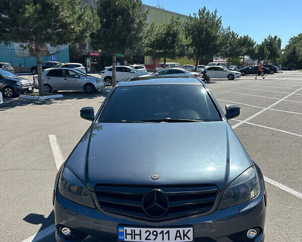 Сірий Мерседес Ц-Клас, об'ємом двигуна 3 л та пробігом 197 тис. км за 9000 $, фото 4 на Automoto.ua