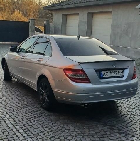 Серый Мерседес Ц-Класс, объемом двигателя 2.1 л и пробегом 355 тыс. км за 7100 $, фото 13 на Automoto.ua