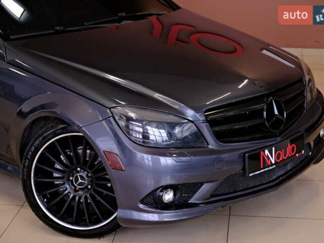 Сірий Мерседес Ц-Клас, об'ємом двигуна 3 л та пробігом 198 тис. км за 8900 $, фото 6 на Automoto.ua