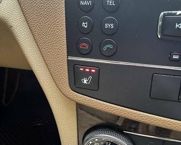 Сірий Мерседес Ц-Клас, об'ємом двигуна 3 л та пробігом 300 тис. км за 11000 $, фото 43 на Automoto.ua