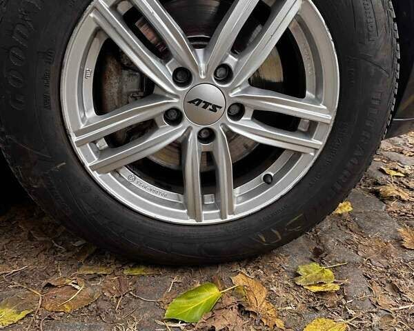 Сірий Мерседес Ц-Клас, об'ємом двигуна 3 л та пробігом 300 тис. км за 11000 $, фото 13 на Automoto.ua