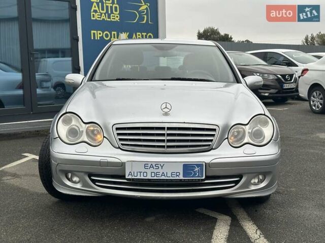 Сірий Мерседес Ц-Клас, об'ємом двигуна 1.8 л та пробігом 217 тис. км за 6190 $, фото 2 на Automoto.ua