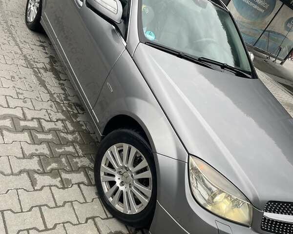Серый Мерседес Ц-Класс, объемом двигателя 2.98 л и пробегом 270 тыс. км за 10000 $, фото 2 на Automoto.ua