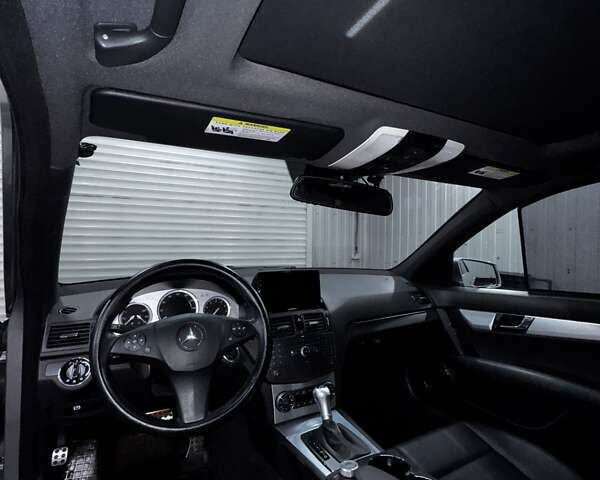 Серый Мерседес Ц-Класс, объемом двигателя 3 л и пробегом 99 тыс. км за 14800 $, фото 33 на Automoto.ua